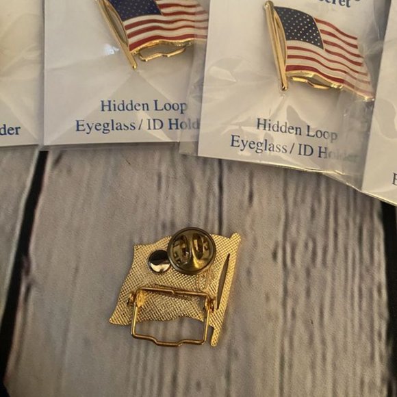 Lot of 10 Enamel Patriotic American Flags - Picture 2 of 4